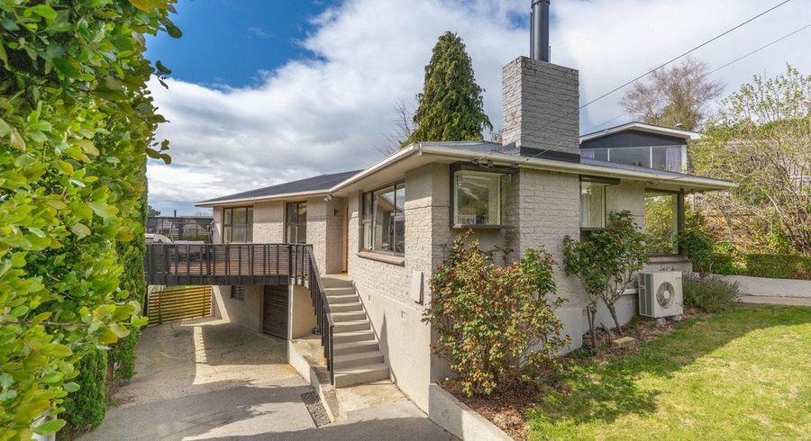  at 17 Colquhoun Street, Glenross, Dunedin, Otago