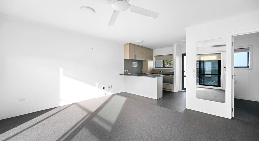  at 5 Chevalier Court 809 Heaphy Tce, Claudelands, Hamilton, Waikato