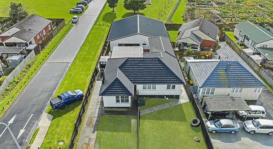  at 63 Swaffield Road, Papatoetoe, Auckland