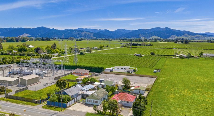  at 114 and 116 Old Renwick Road, Springlands, Blenheim, Marlborough