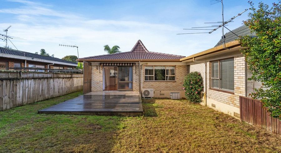  at 4/3 Matai Road, Greenlane, Auckland