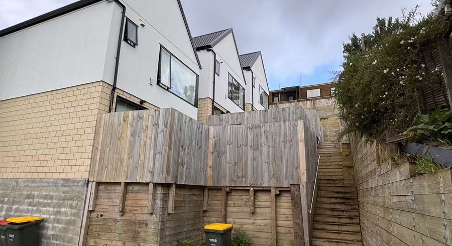  at 45c Greenvalley Rise, Glenfield, North Shore City, Auckland