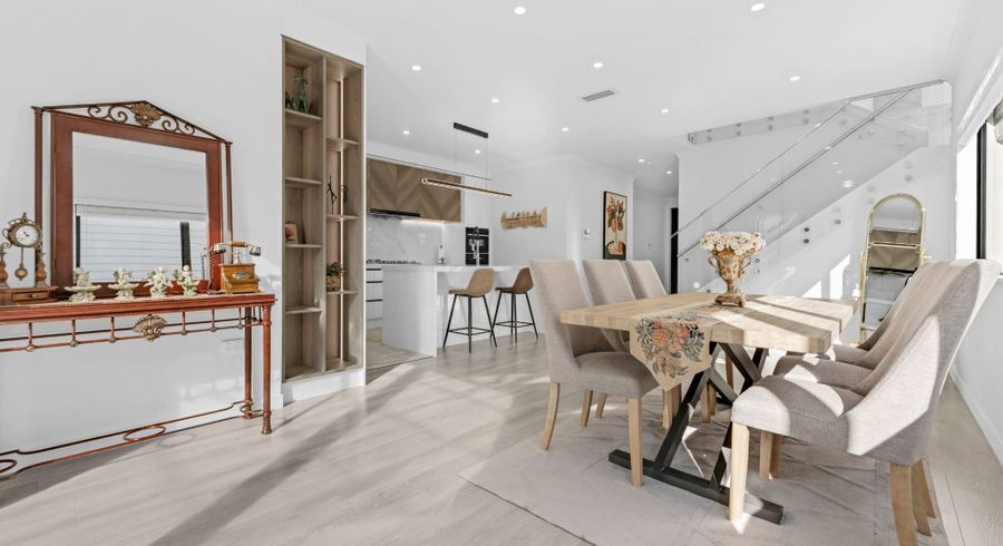  at 5 Woodacre Street, Flat Bush, Manukau City, Auckland