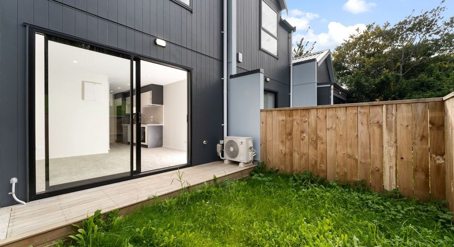  at 5/11 Seymour Road, Sunnyvale, Waitakere City, Auckland