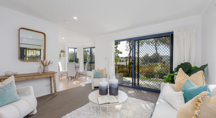  at 4 Parkwood Crescent, Gulf Harbour, Whangaparaoa