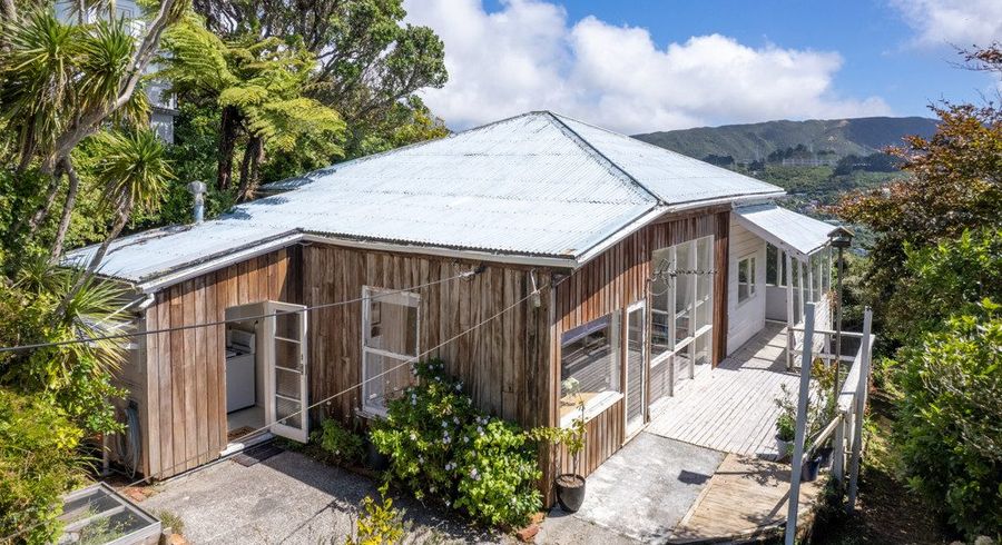  at 104 Weld Street, Wadestown, Wellington