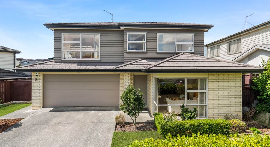  at 13 Oakhurst Avenue, Flat Bush, Auckland