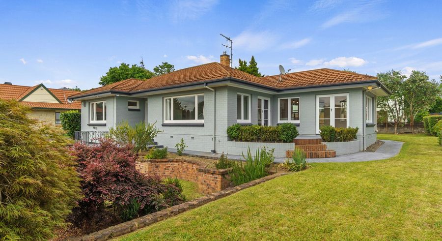  at 215 River Road, Claudelands, Hamilton, Waikato