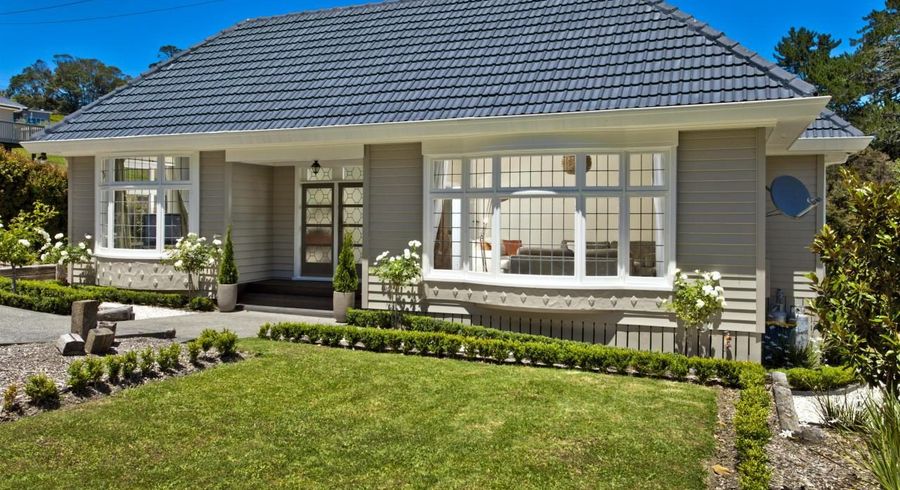  at 17 Bernard Magnus Lane, Greenhithe, Auckland