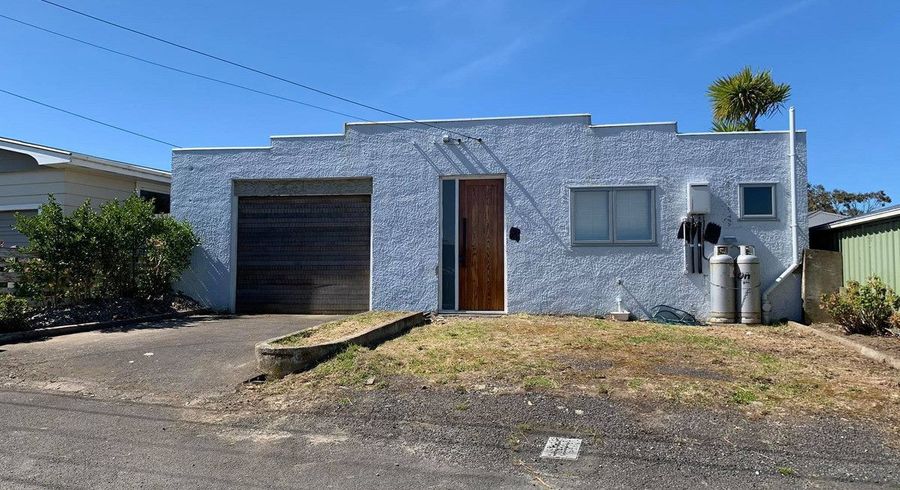  at 19 Bath Street, Brighton, Dunedin