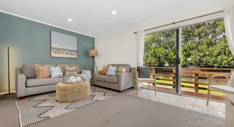  at 1/14 Chesley Place, Half Moon Bay, Manukau City, Auckland
