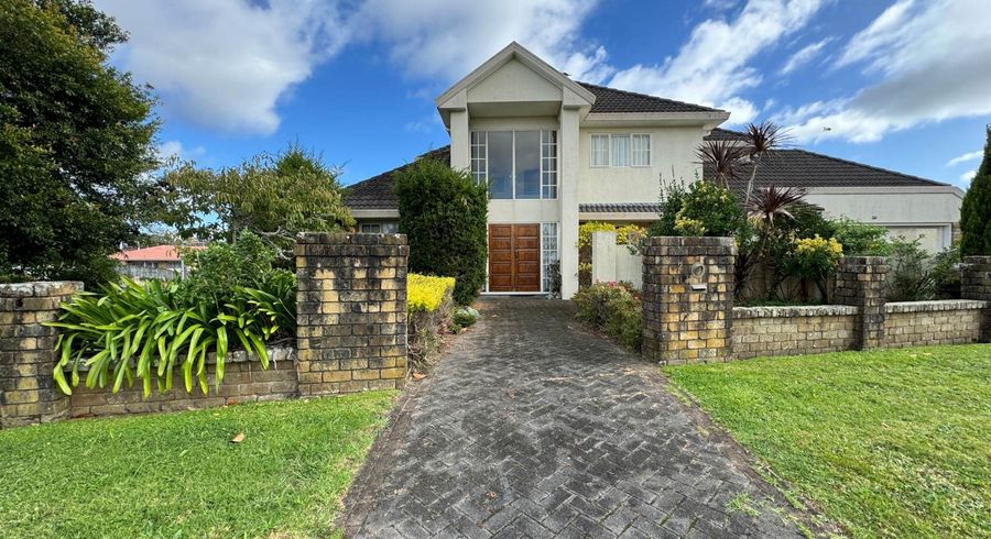  at 2 Shannon Place, Northpark, Auckland