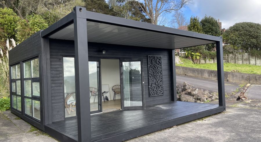  at Titirangi, Waitakere City, Auckland