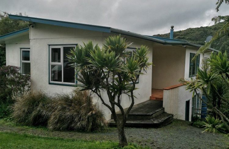  at 102 Hill Road, Belmont, Lower Hutt