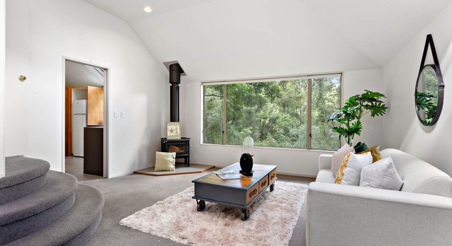  at 1/50 Park Hill Road, Birkenhead, Auckland