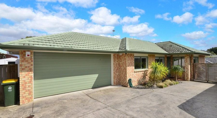  at 196C Hill Road, Manurewa, Auckland
