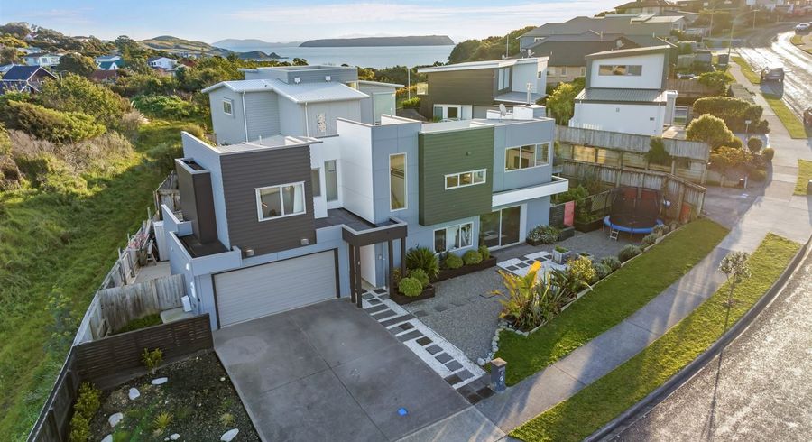  at 3 Mo Street, Camborne, Porirua