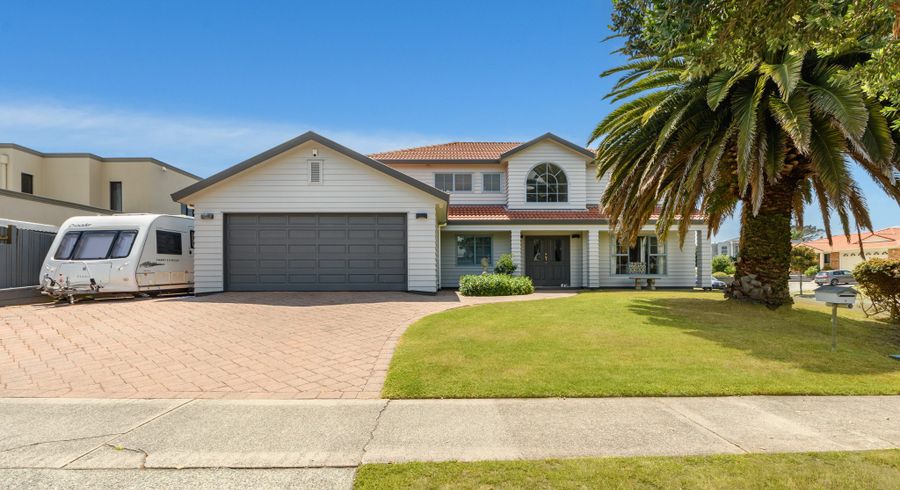  at 8 Seychelles Drive, Papamoa Beach, Papamoa