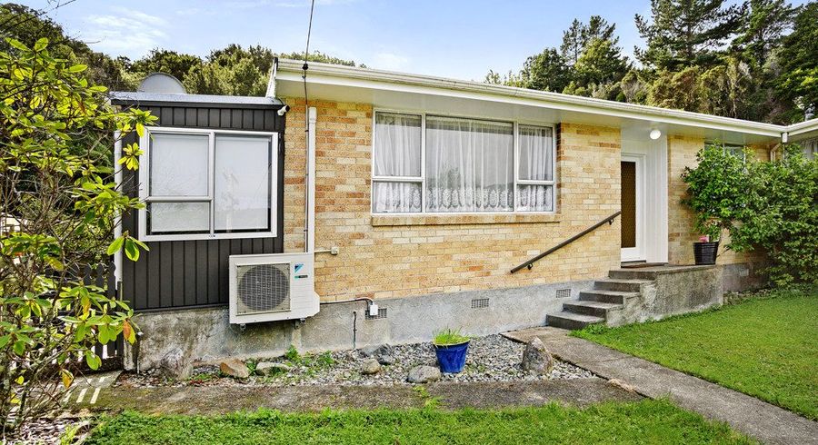  at 11 Lowry Crescent, Stokes Valley, Lower Hutt, Wellington