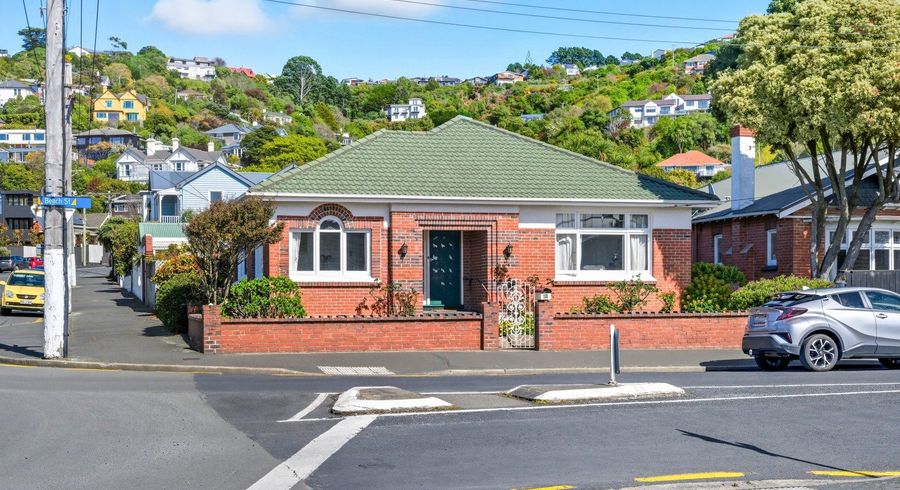  at 31 Beach Street, Saint Clair, Dunedin, Otago