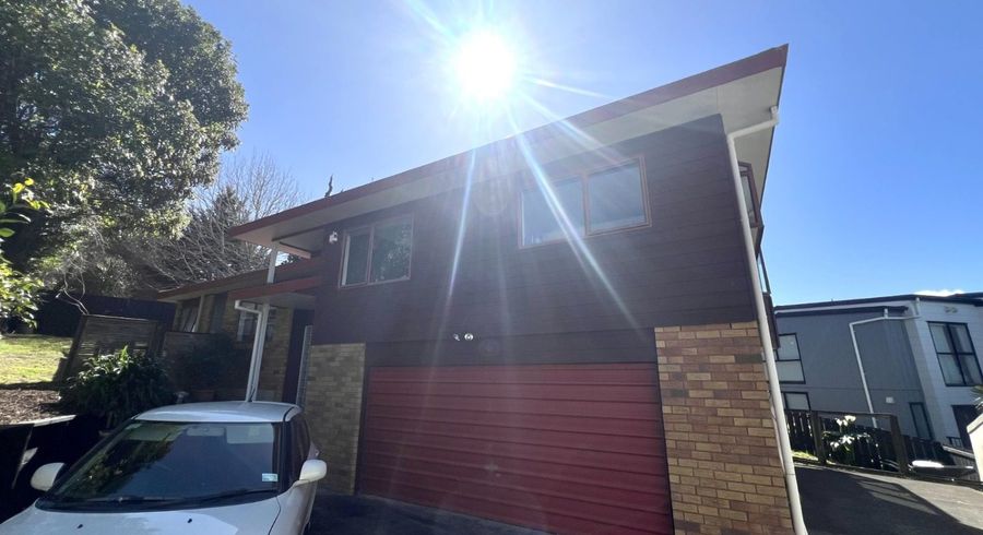  at 14 St Thomas More Lane, Glenfield, North Shore City, Auckland