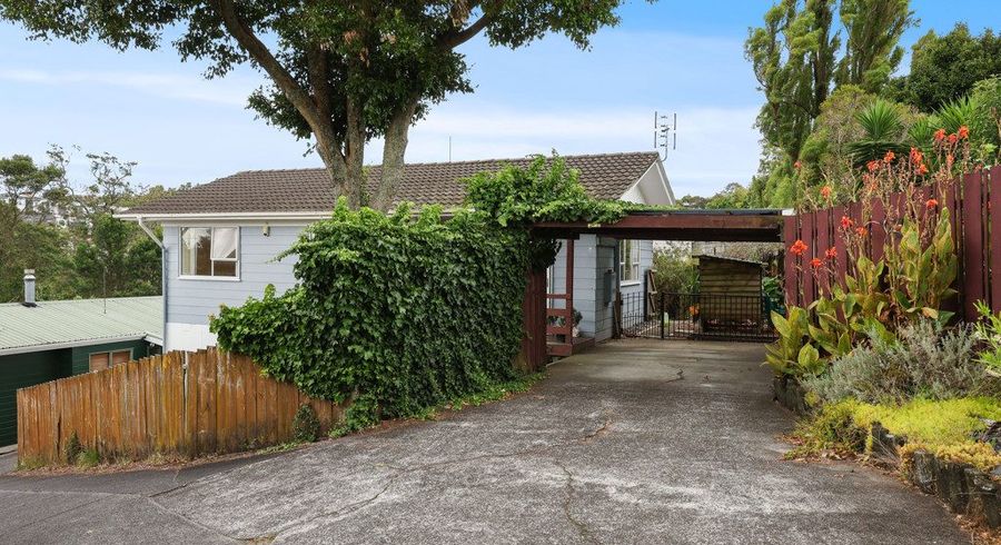  at 74 Reynella Drive, Massey, Waitakere City, Auckland