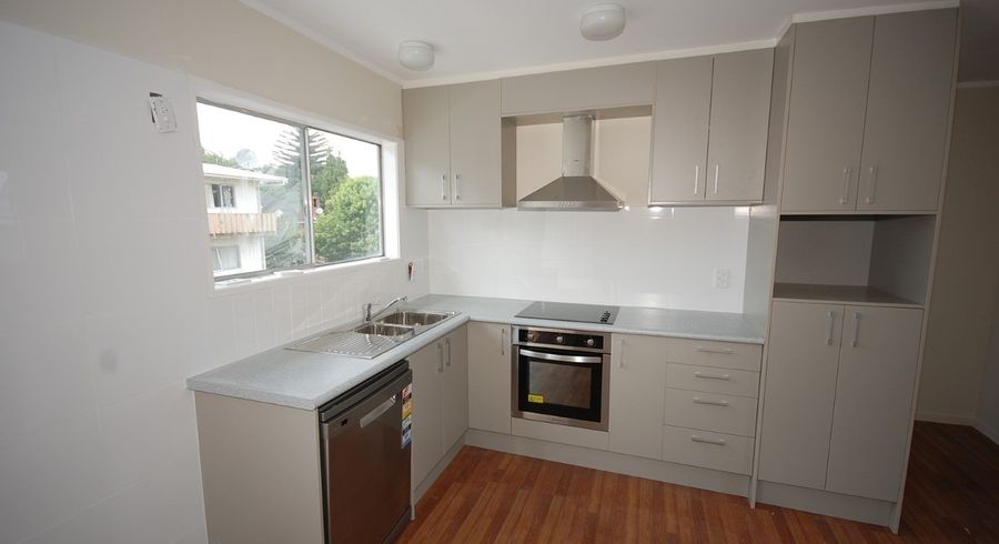  at 5/64 Grange Road, Mount Eden, Auckland