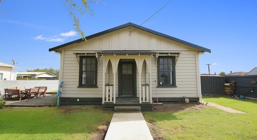  at 14 Fairs Road, Milson, Palmerston North, Manawatu / Whanganui