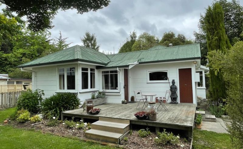  at 53 Mckenzie Street, Geraldine