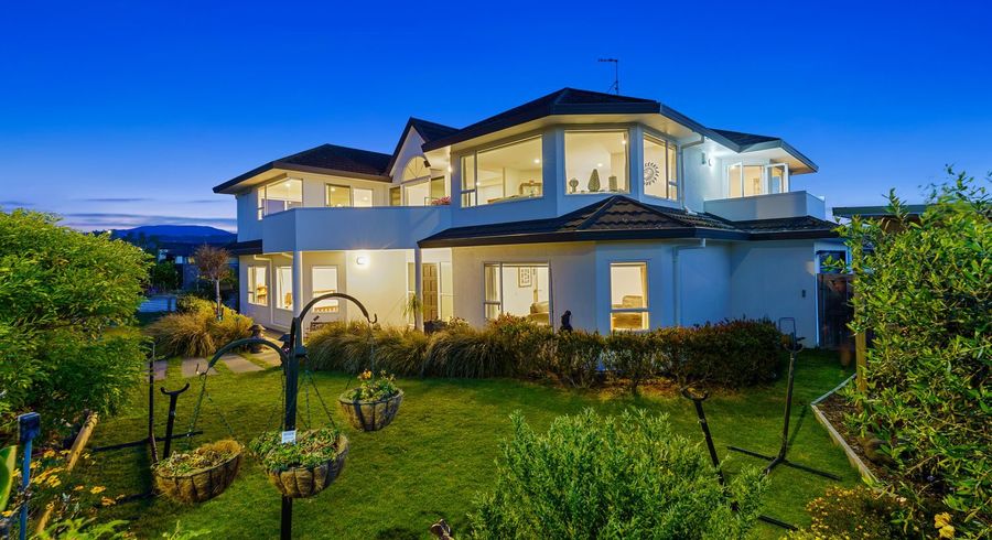 at 324 Manly Street, Paraparaumu Beach, Paraparaumu