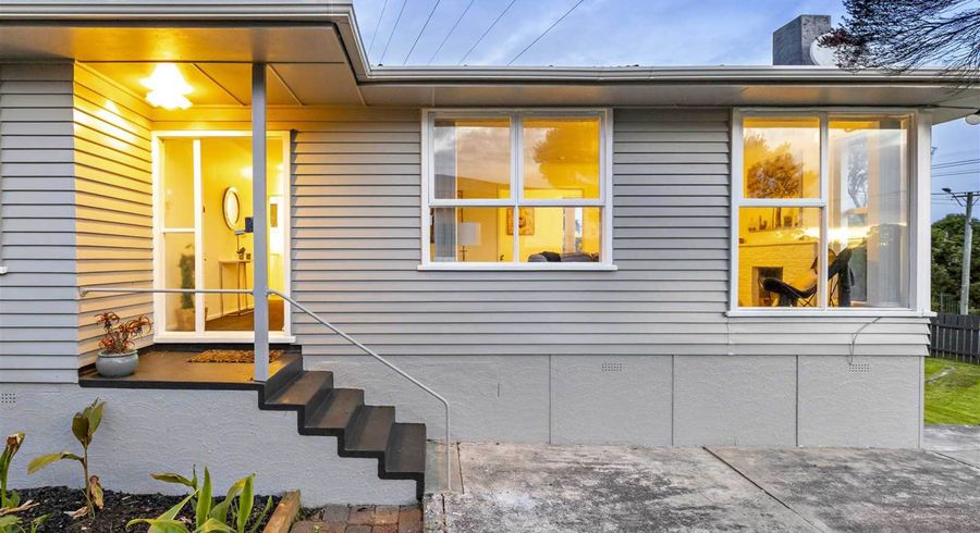  at 95 Tennessee Avenue, Mangere East, Auckland