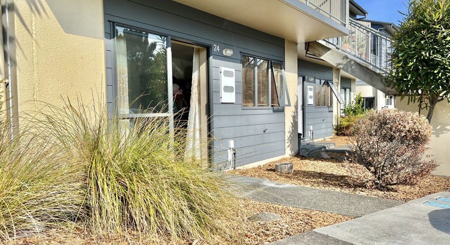  at 24 Malaspina Place, Papatoetoe, Manukau City, Auckland