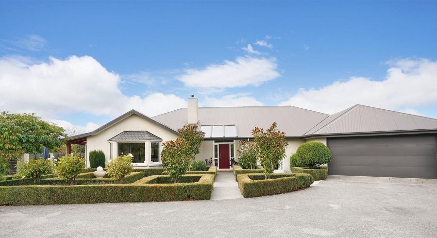  at 6 Devine Drive, Christchurch