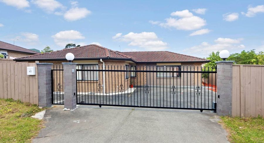  at 2/45 Makora Road, Massey, Waitakere City, Auckland