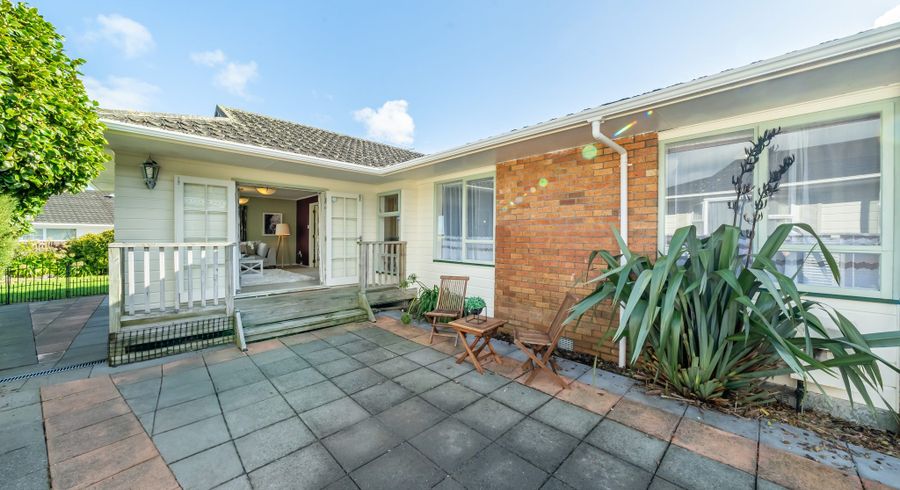  at 41 Waipounamu Drive, Kelson, Lower Hutt, Wellington