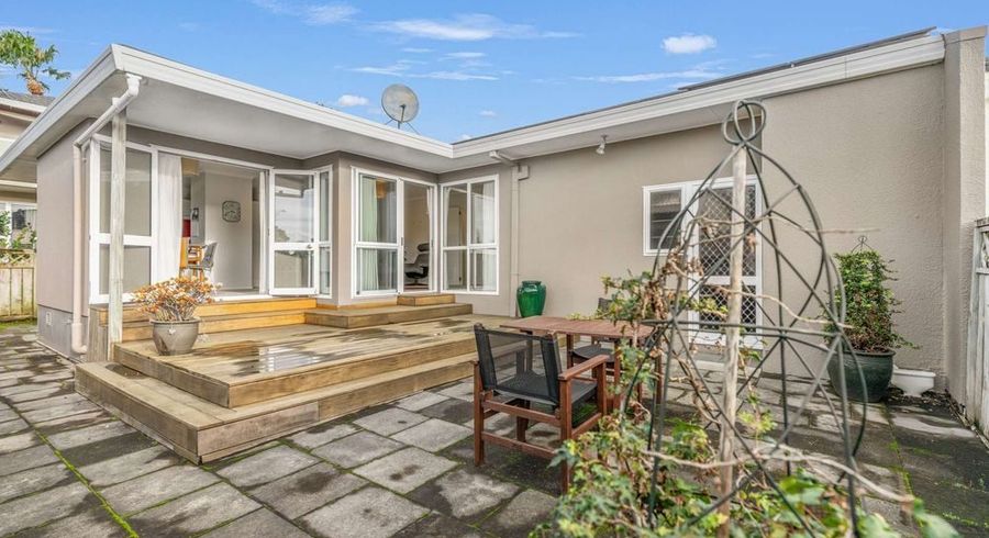  at 114b Vale Street, Otumoetai, Tauranga, Bay Of Plenty