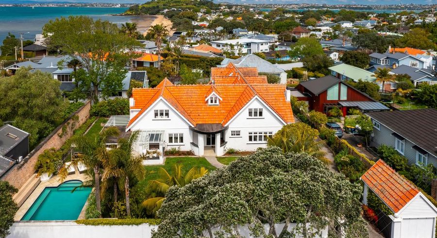  at 1 Ascot Avenue, Narrow Neck, Auckland