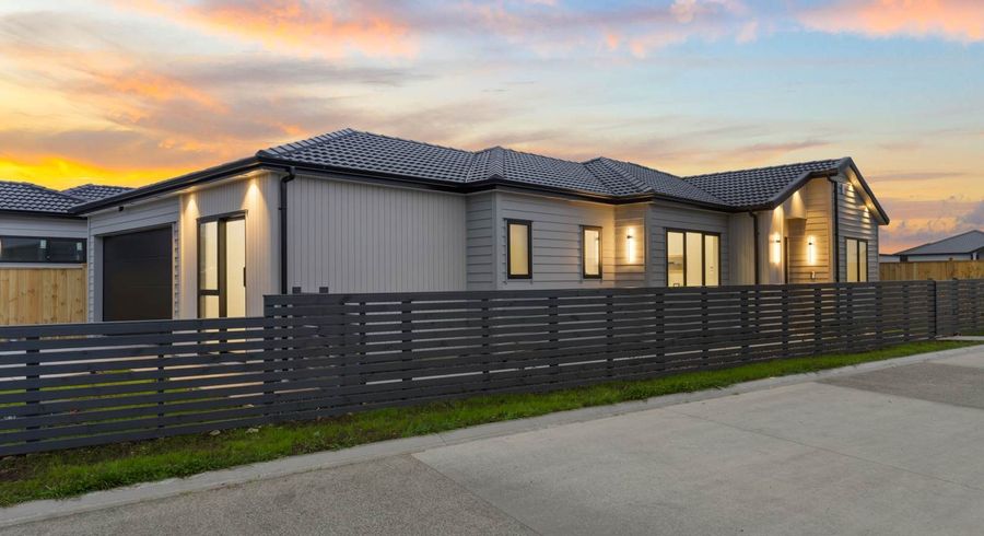  at 28  Putahi Crescent, Opaheke, Papakura, Auckland