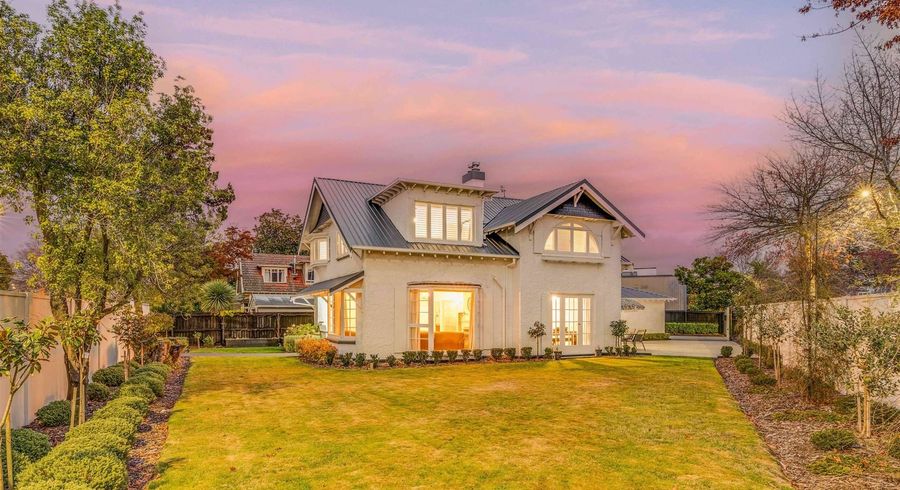  at 24 Snowdon Road, Fendalton, Christchurch