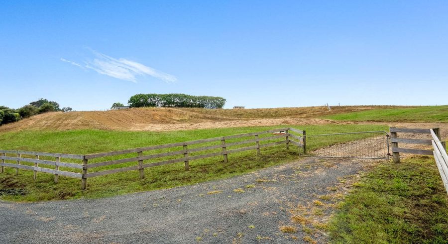  at 386B Kauri Road, Pukekawa, Franklin, Auckland