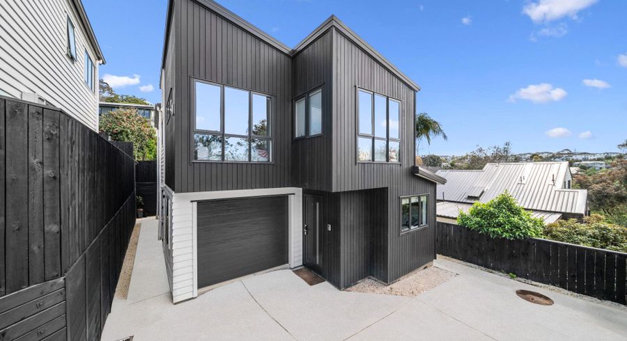  at 83B Penzance Road, Mairangi Bay, North Shore City, Auckland