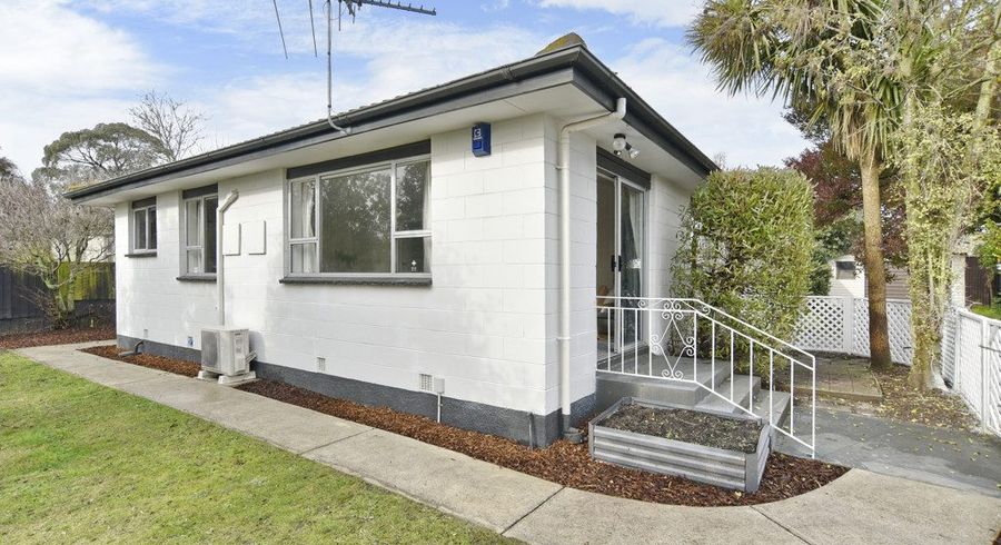  at 1/18 Kawau Crescent, Bromley, Christchurch