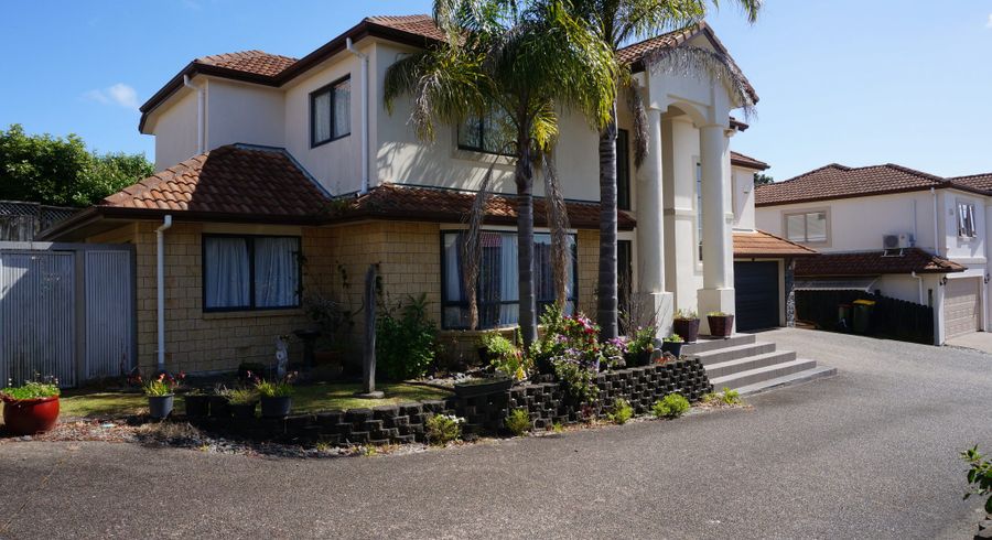  at 106 Meadowland Drive, Somerville, Manukau City, Auckland