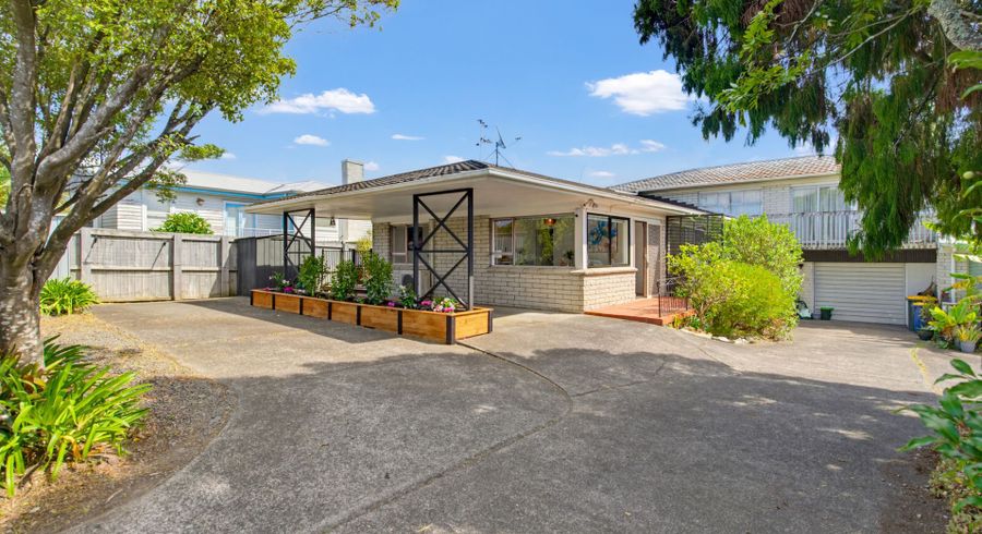  at 1B Pleasant Road, Glen Eden, Waitakere City, Auckland