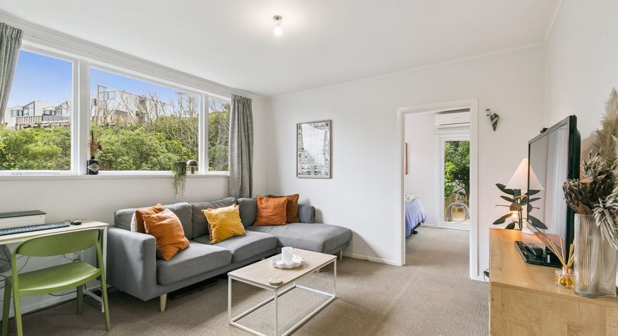  at 3/8 Mataroa Avenue, Northland, Wellington, Wellington