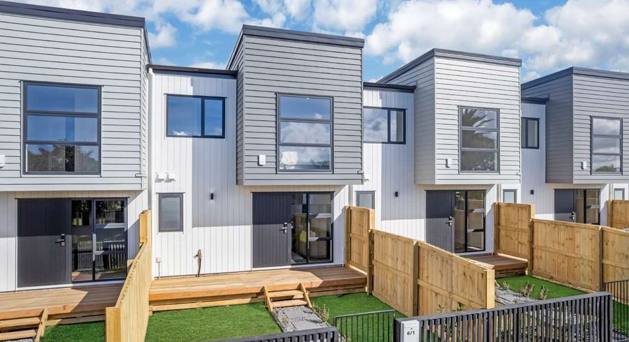  at 3/1 Benita Place, Sunnyvale, Waitakere City, Auckland
