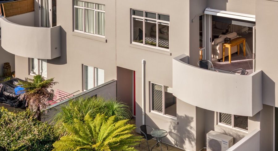  at 6/29 Third Avenue, Tauranga
