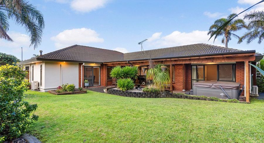  at 72 Lothian Brae, Wattle Downs, Manukau City, Auckland
