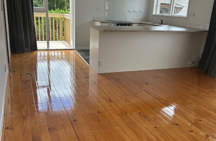  at 2/70 Gladstone Road, Northcote, North Shore City, Auckland