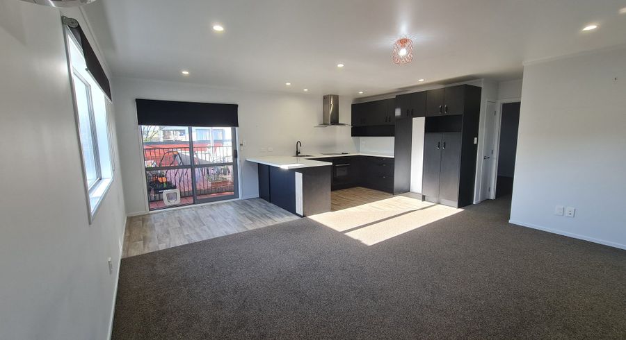 at 5 Foyle Place, Glendene, Waitakere City, Auckland